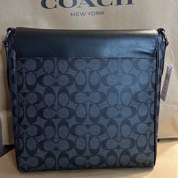 Houston Map Bag In Signature Canvas(Coach) - Picture 6 of 9